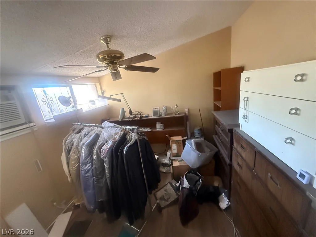 1747 Desert Inn, Las Vegas, NV 89169