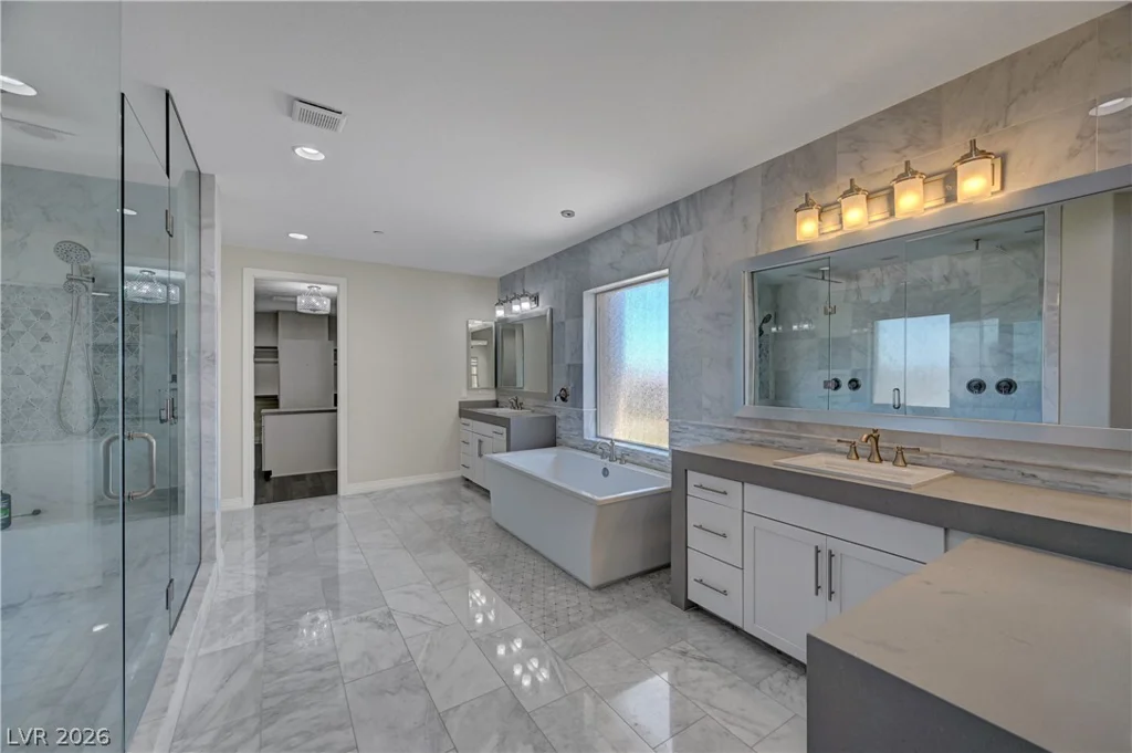 89 Olympia Chase, Las Vegas, NV 89141