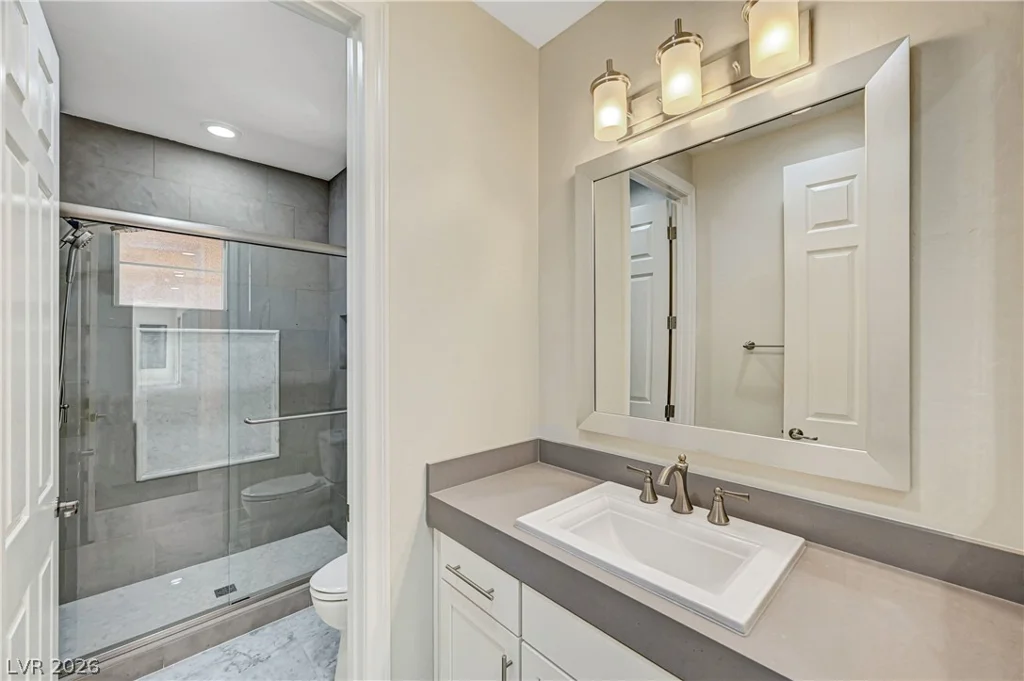 89 Olympia Chase, Las Vegas, NV 89141