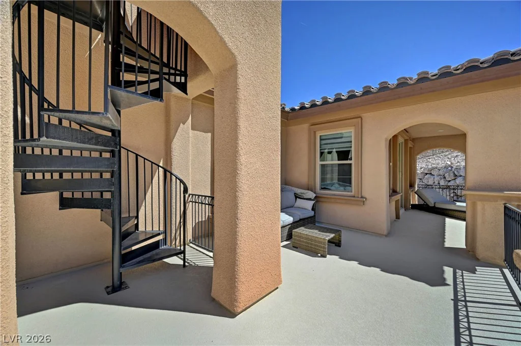89 Olympia Chase, Las Vegas, NV 89141