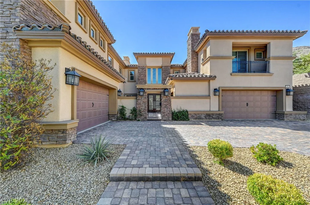 89 Olympia Chase, Las Vegas, NV 89141
