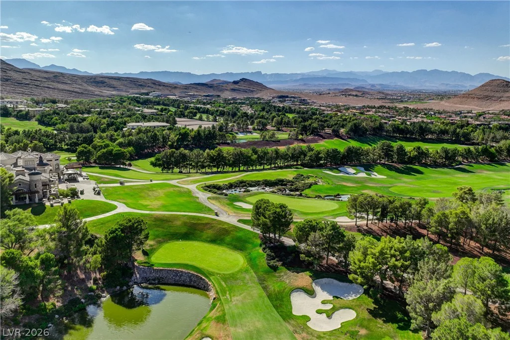 89 Olympia Chase, Las Vegas, NV 89141