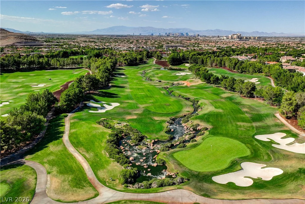 89 Olympia Chase, Las Vegas, NV 89141