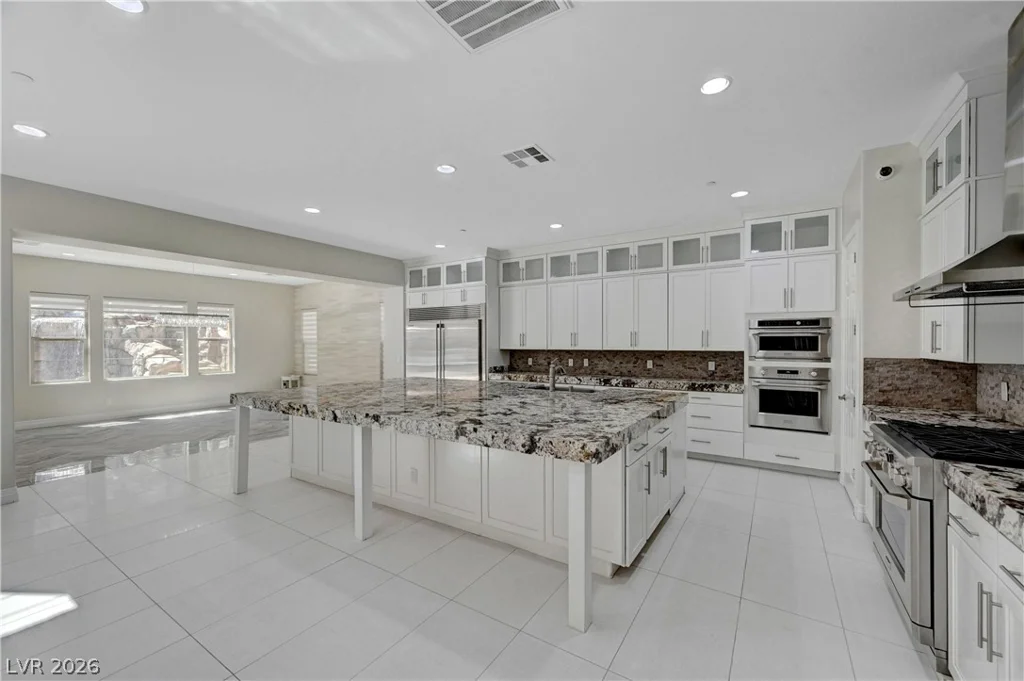 89 Olympia Chase, Las Vegas, NV 89141