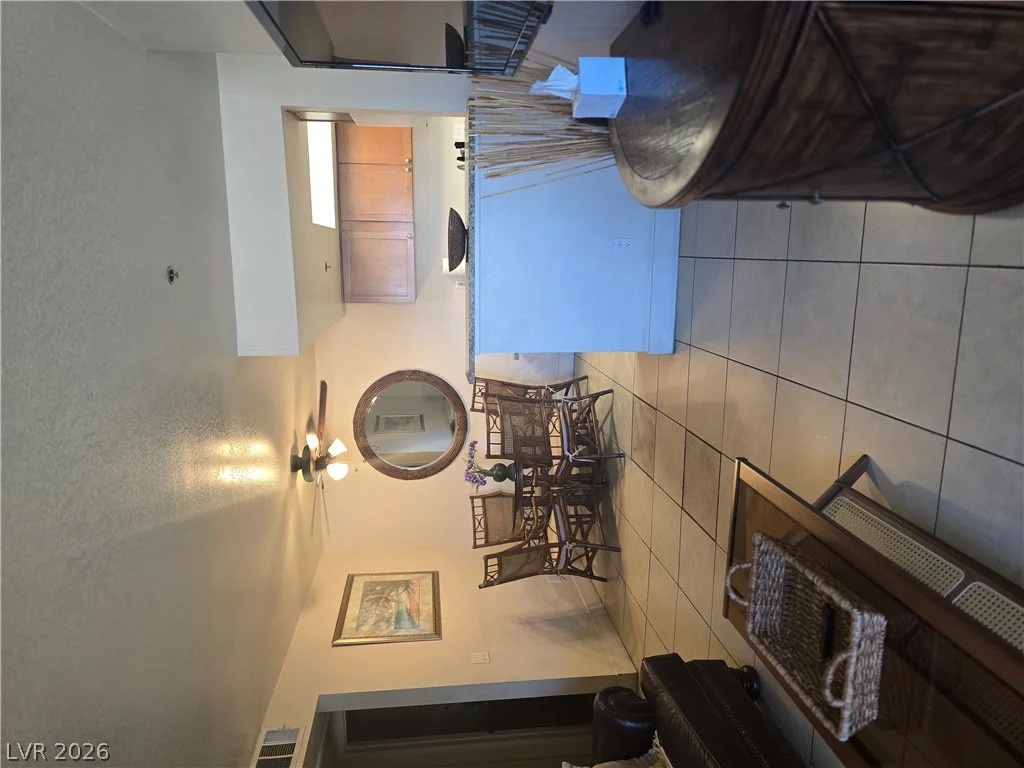 4200 Valley View, Las Vegas, NV 89103