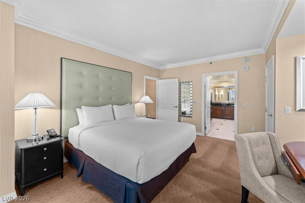 135 Harmon, Las Vegas, NV 89109