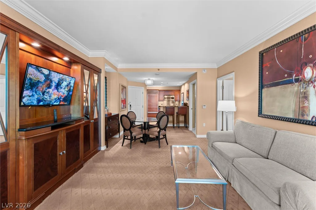 135 Harmon, Las Vegas, NV 89109