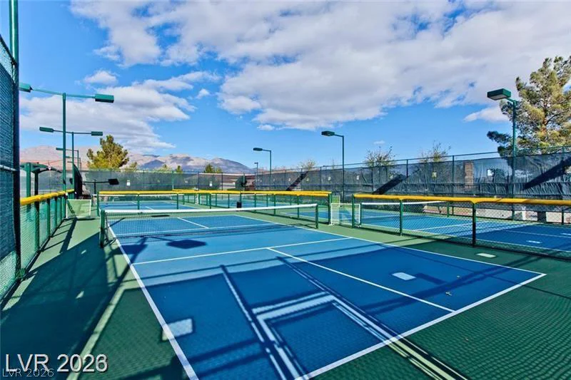 7682 Fieldfare, North Las Vegas, NV 89084