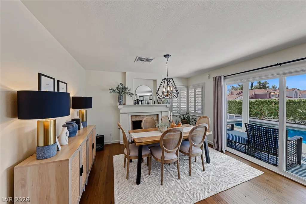9701 Sierra Mesa, Las Vegas, NV 89117