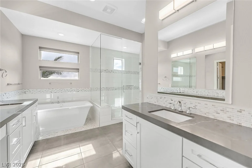 4008 Desert Trace, Las Vegas, NV 89129