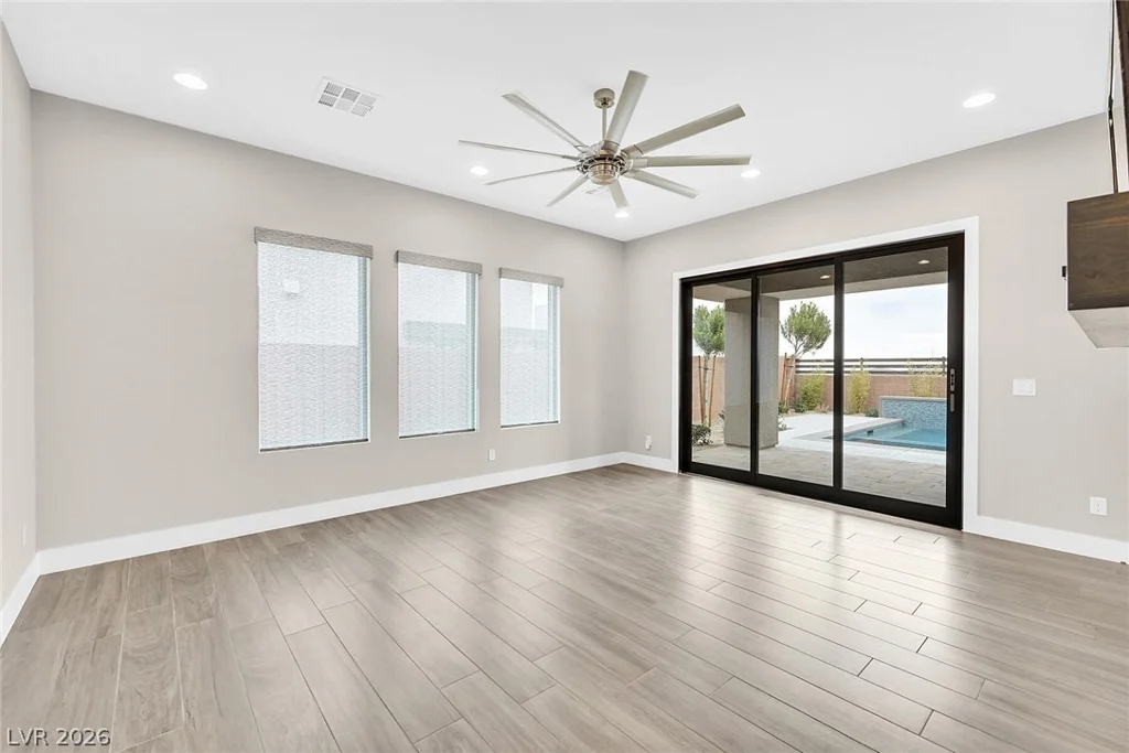 4008 Desert Trace, Las Vegas, NV 89129