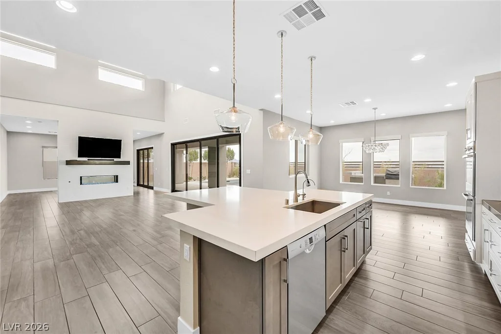 4008 Desert Trace, Las Vegas, NV 89129