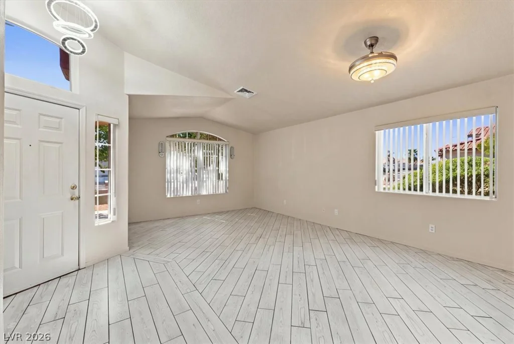 516 Casa Del Norte, North Las Vegas, NV 89031