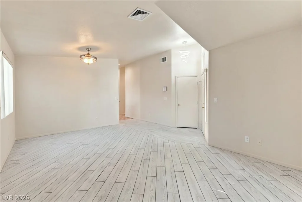 516 Casa Del Norte, North Las Vegas, NV 89031