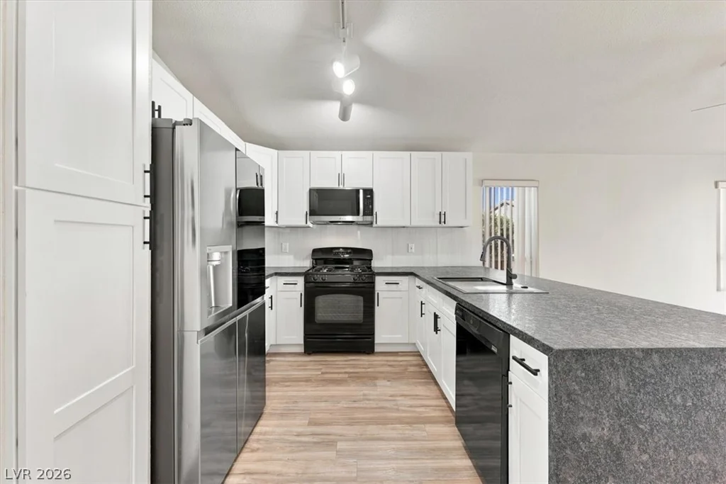 516 Casa Del Norte, North Las Vegas, NV 89031