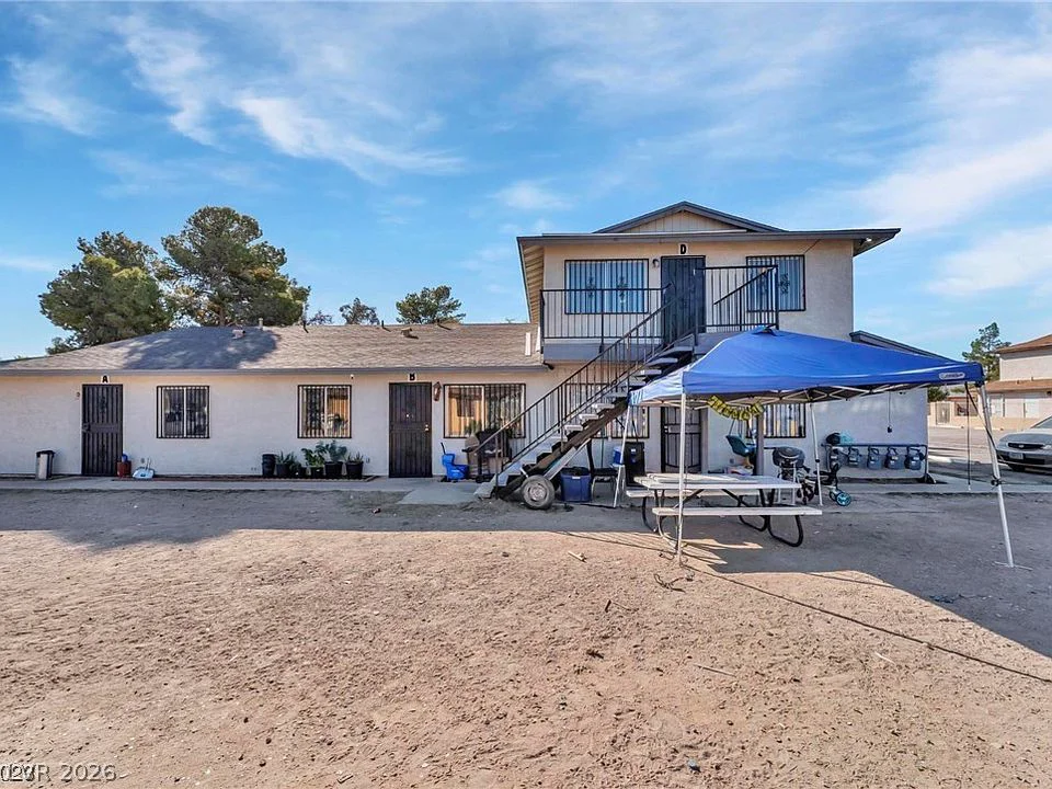 1641 Lamont, Las Vegas, NV 89115