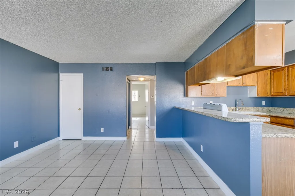 1641 Lamont, Las Vegas, NV 89115