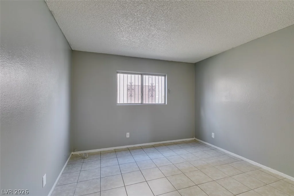 1641 Lamont, Las Vegas, NV 89115