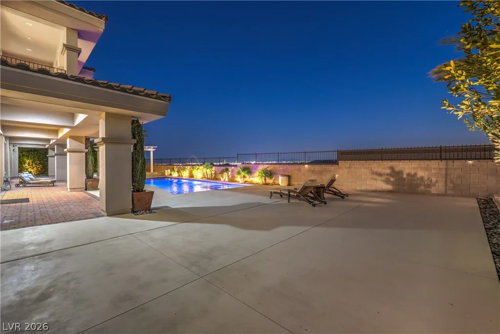 9727 Dream Brook, Las Vegas, NV 89149