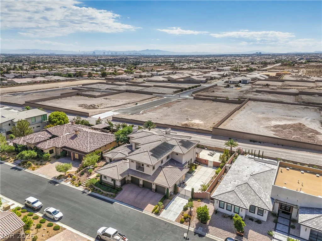 9727 Dream Brook, Las Vegas, NV 89149