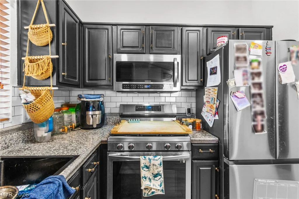 5250 Rainbow, Las Vegas, NV 89118