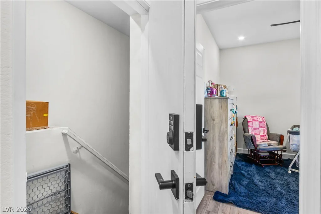 5250 Rainbow, Las Vegas, NV 89118