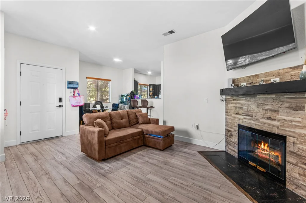 5250 Rainbow, Las Vegas, NV 89118