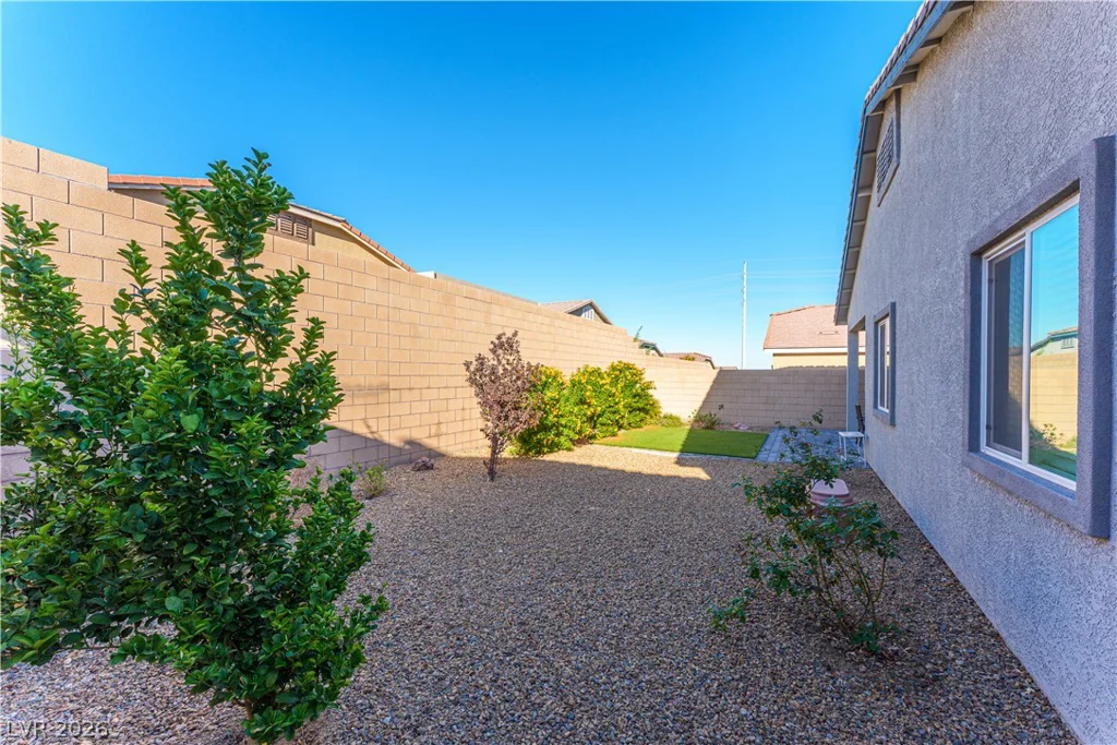 10944 Stone Crossing, Las Vegas, NV 89166