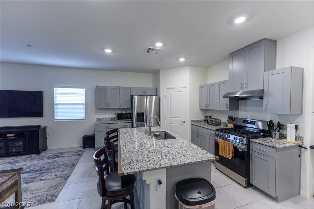 10944 Stone Crossing, Las Vegas, NV 89166
