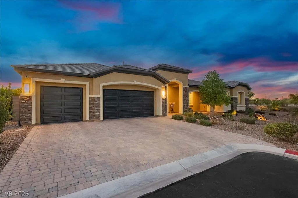7009 Connor Cove, Las Vegas, NV 89118