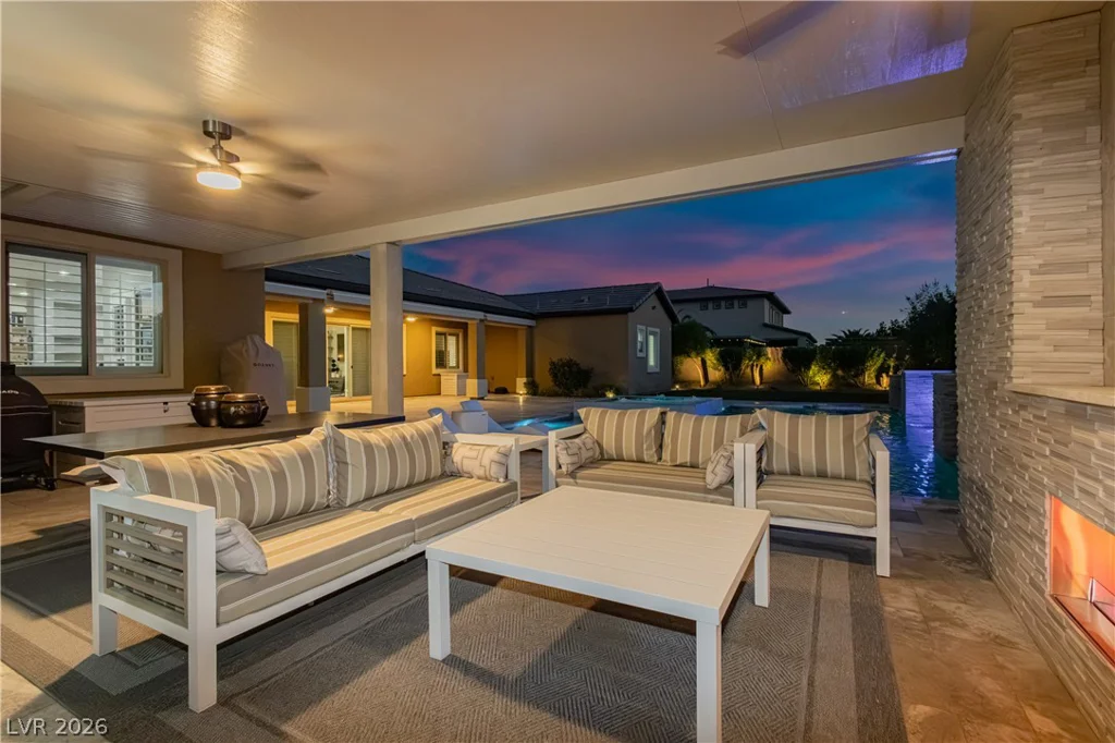 7009 Connor Cove, Las Vegas, NV 89118