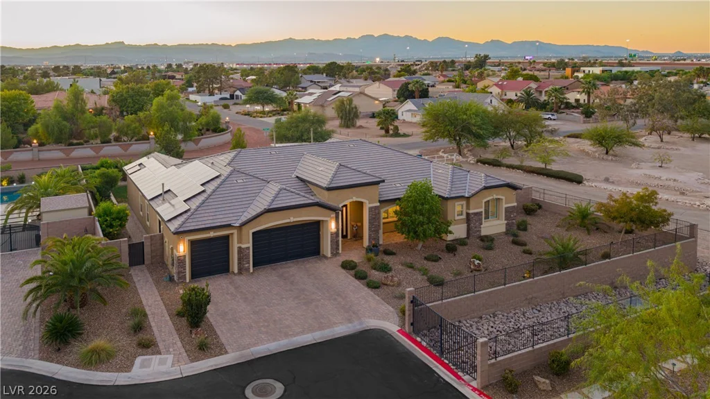 7009 Connor Cove, Las Vegas, NV 89118