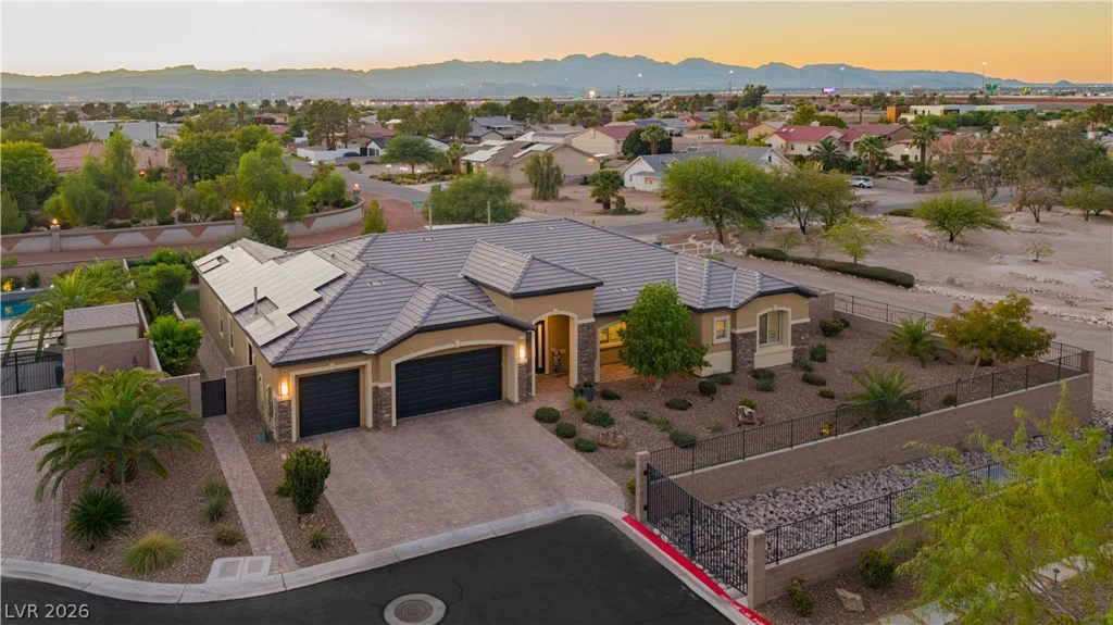 7009 Connor Cove, Las Vegas, NV 89118