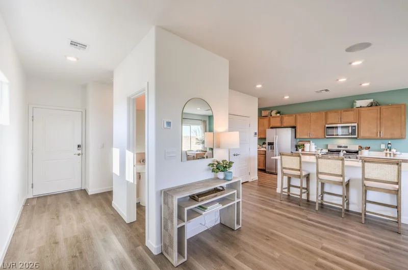 912 Alethea River, North Las Vegas, NV 89084