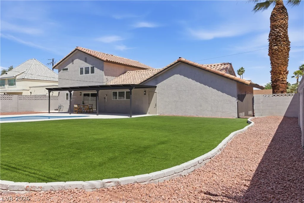 2000 Westlund, Las Vegas, NV 89102