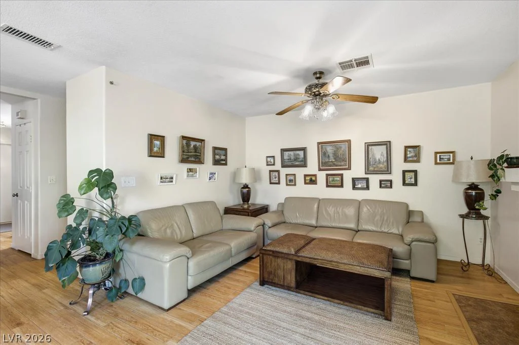 2333 Dexter Cabin, Las Vegas, NV 89128