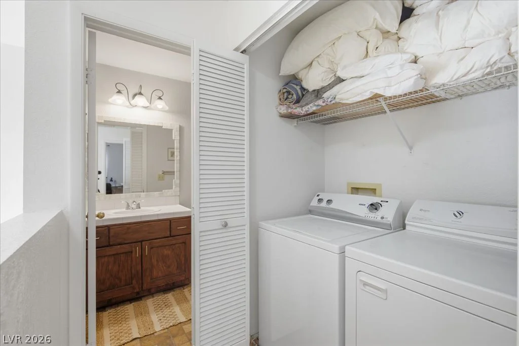 2333 Dexter Cabin, Las Vegas, NV 89128