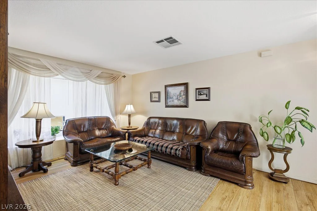 2333 Dexter Cabin, Las Vegas, NV 89128