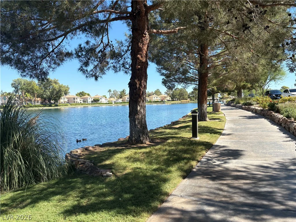 2333 Dexter Cabin, Las Vegas, NV 89128