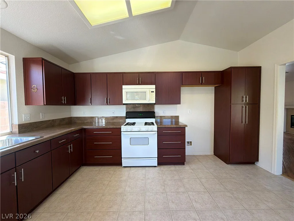6916 Troubador, Las Vegas, NV 89119