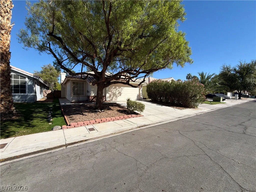 6916 Troubador, Las Vegas, NV 89119