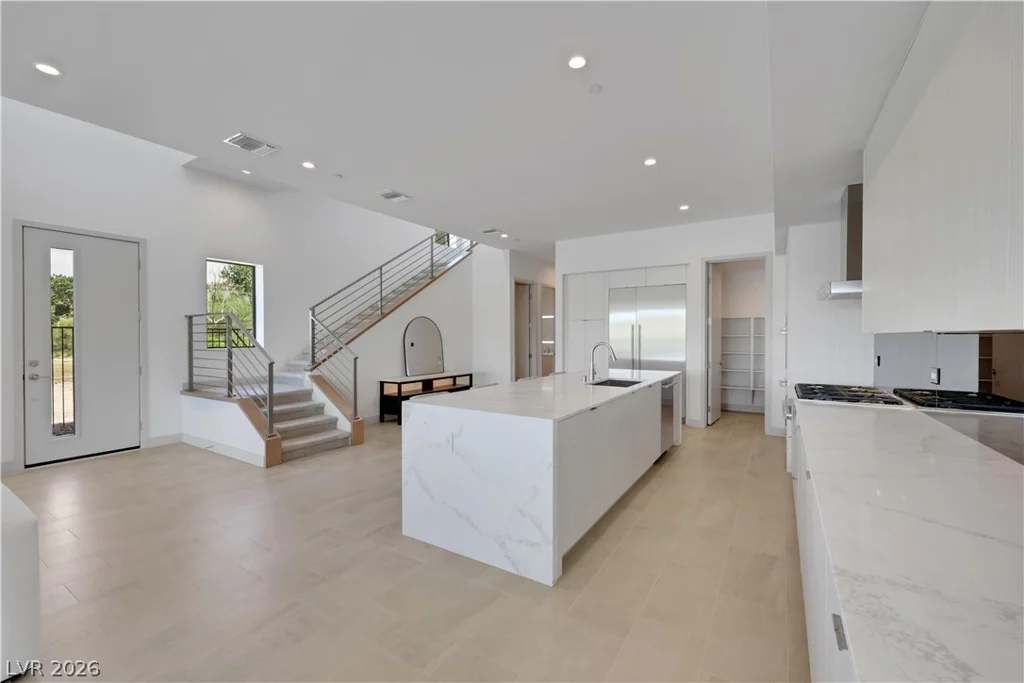 66 Lakefront, Henderson, NV 89011