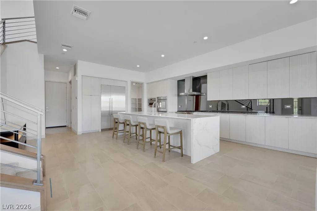 66 Lakefront, Henderson, NV 89011