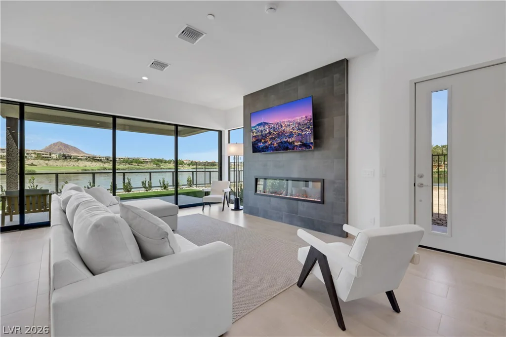 66 Lakefront, Henderson, NV 89011