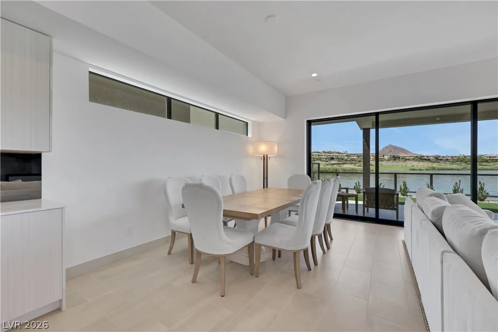 66 Lakefront, Henderson, NV 89011