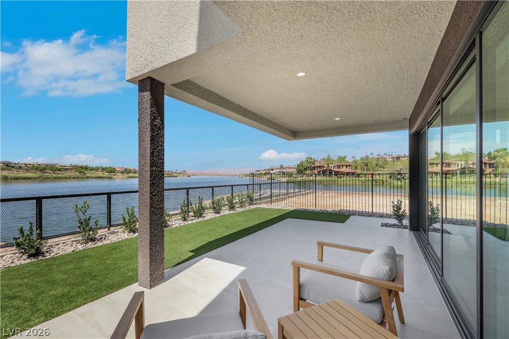 66 Lakefront, Henderson, NV 89011