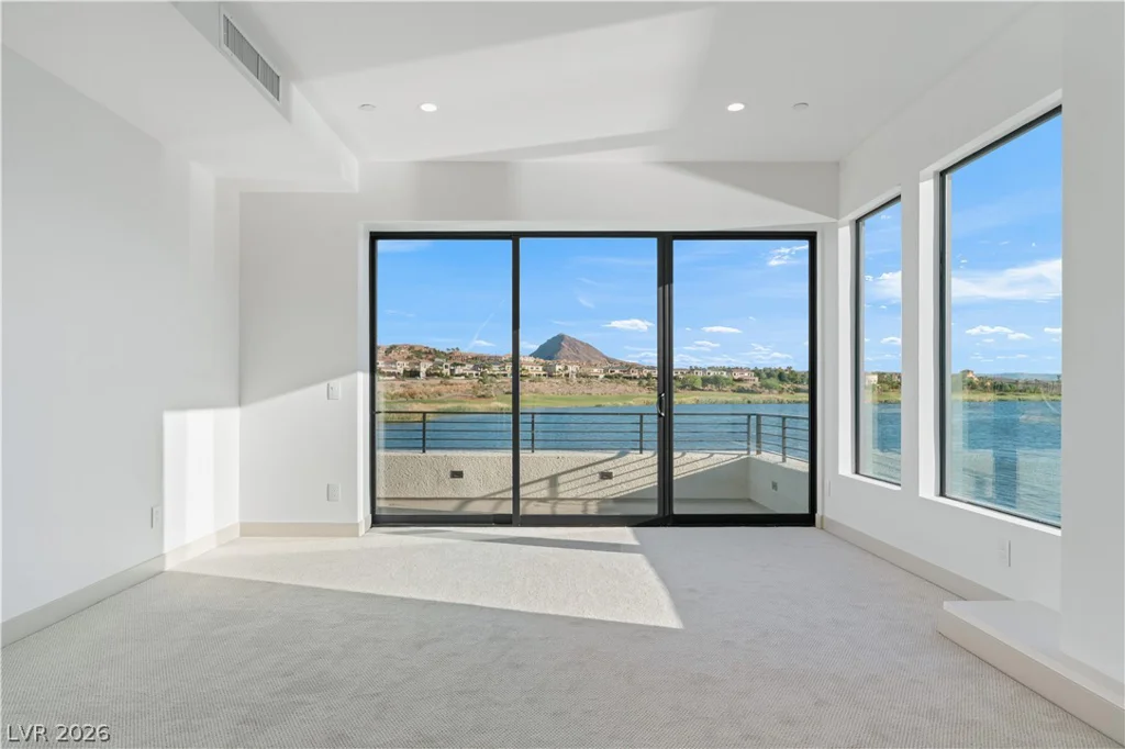 66 Lakefront, Henderson, NV 89011