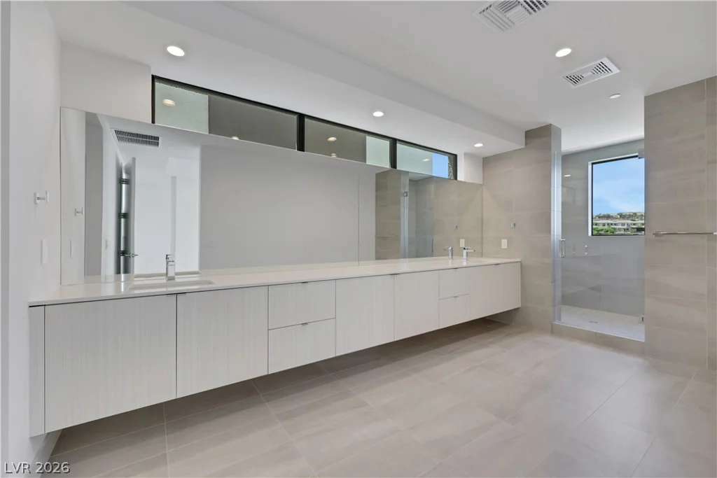 66 Lakefront, Henderson, NV 89011