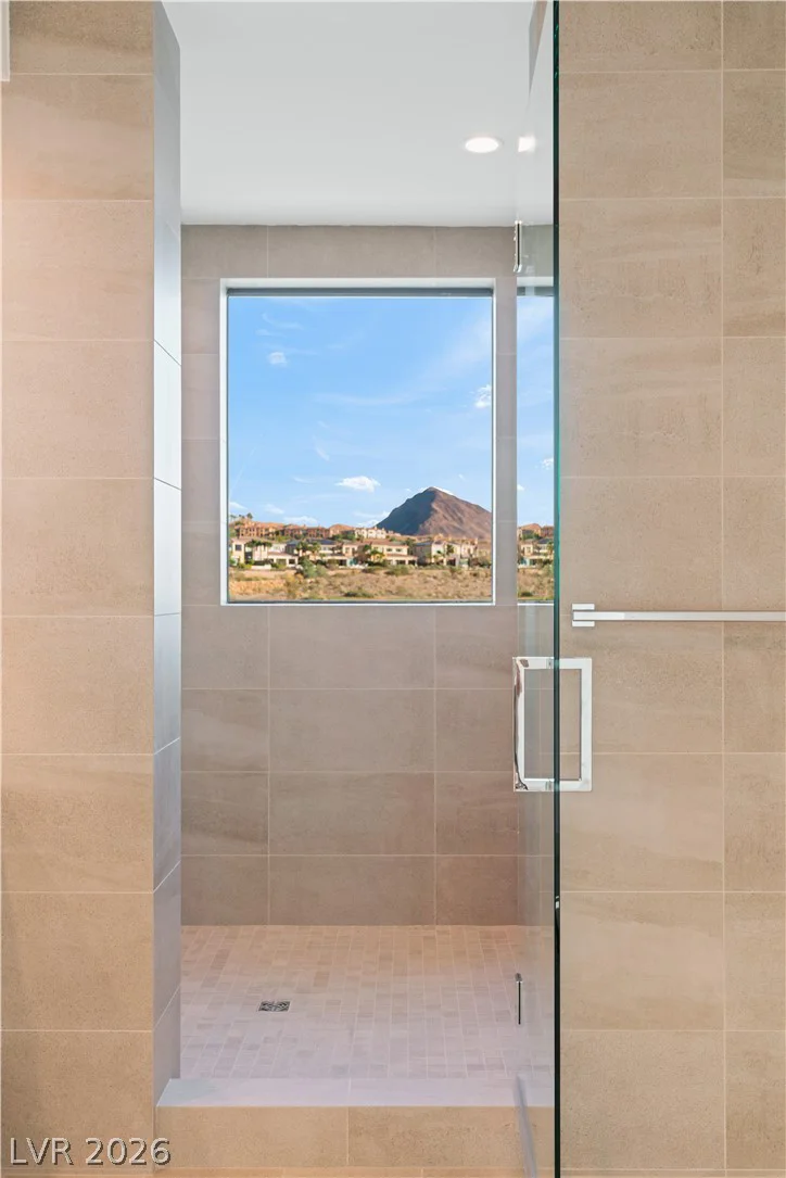 66 Lakefront, Henderson, NV 89011