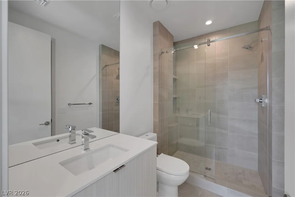 66 Lakefront, Henderson, NV 89011